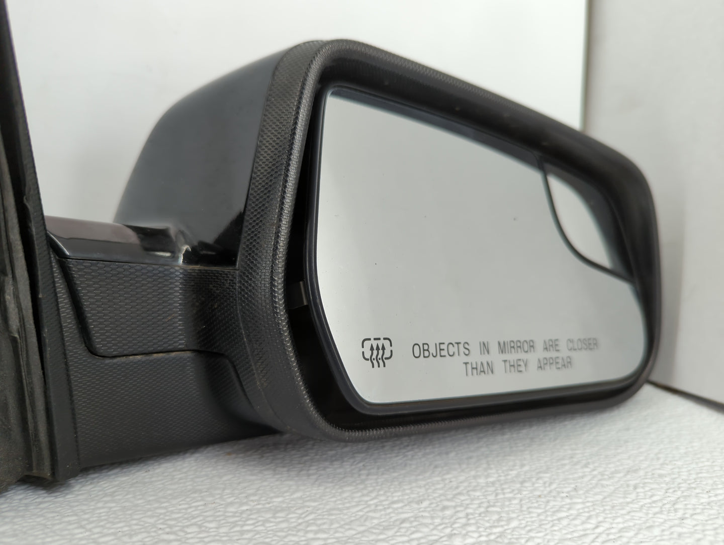 2011-2014 Gmc Terrain Passenger Side View Mirror - Right Door Mirror OEM Used - Oemusedautoparts1.com