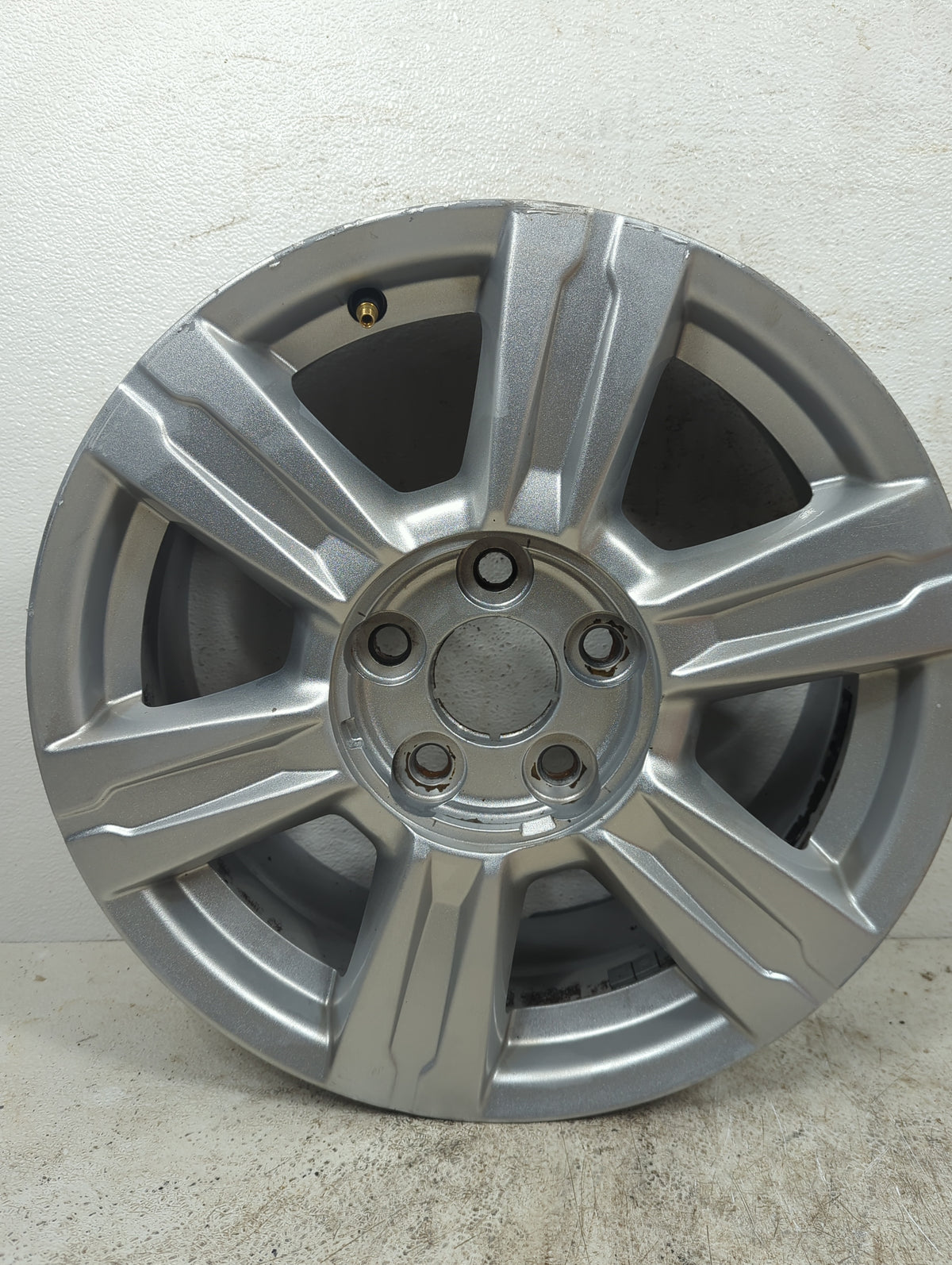 2010-2013 Gmc Terrain Oem Wheel Rim 5043548 - Oemusedautoparts1.com