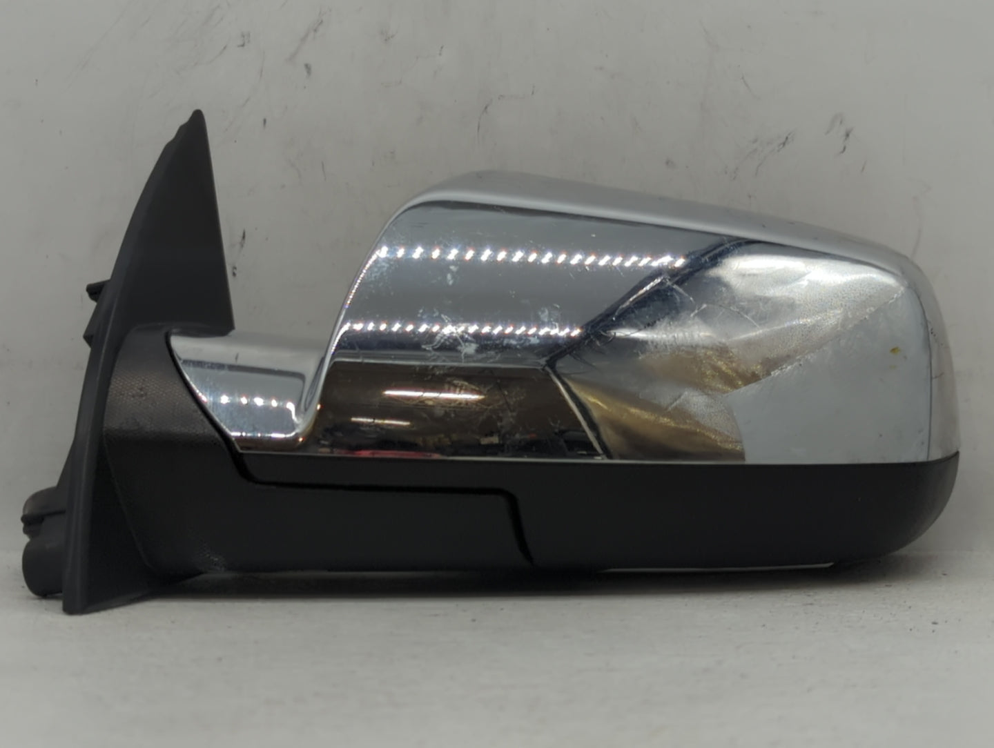 2012-2013 Gmc Terrain Driver Side View Mirror - Left Door Mirror OEM Used - Oemusedautoparts1.com