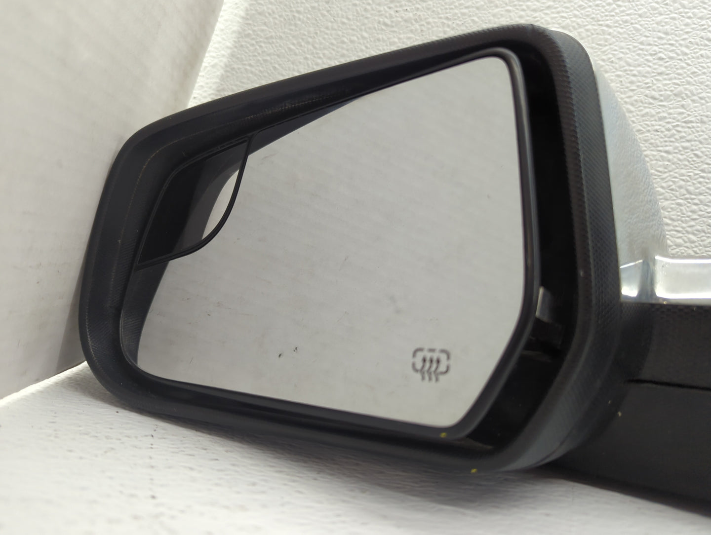 2012-2013 Gmc Terrain Driver Side View Mirror - Left Door Mirror OEM Used - Oemusedautoparts1.com