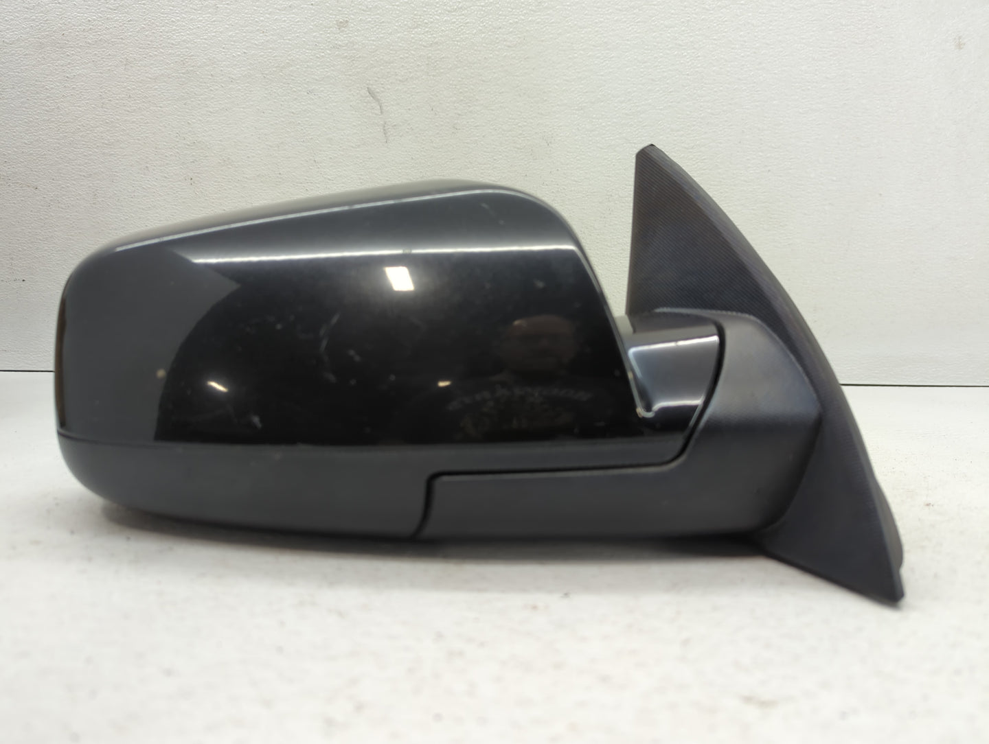 2011-2014 Gmc Terrain Passenger Side View Mirror - Right Door Mirror OEM Used - Oemusedautoparts1.com
