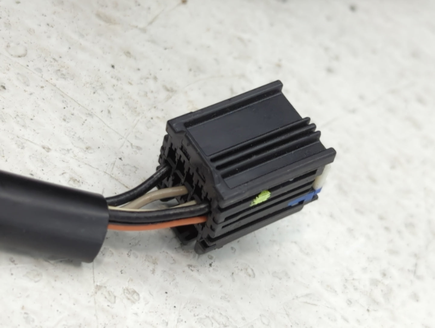 2011-2014 Gmc Terrain Passenger Side View Mirror - Right Door Mirror OEM Used - Oemusedautoparts1.com