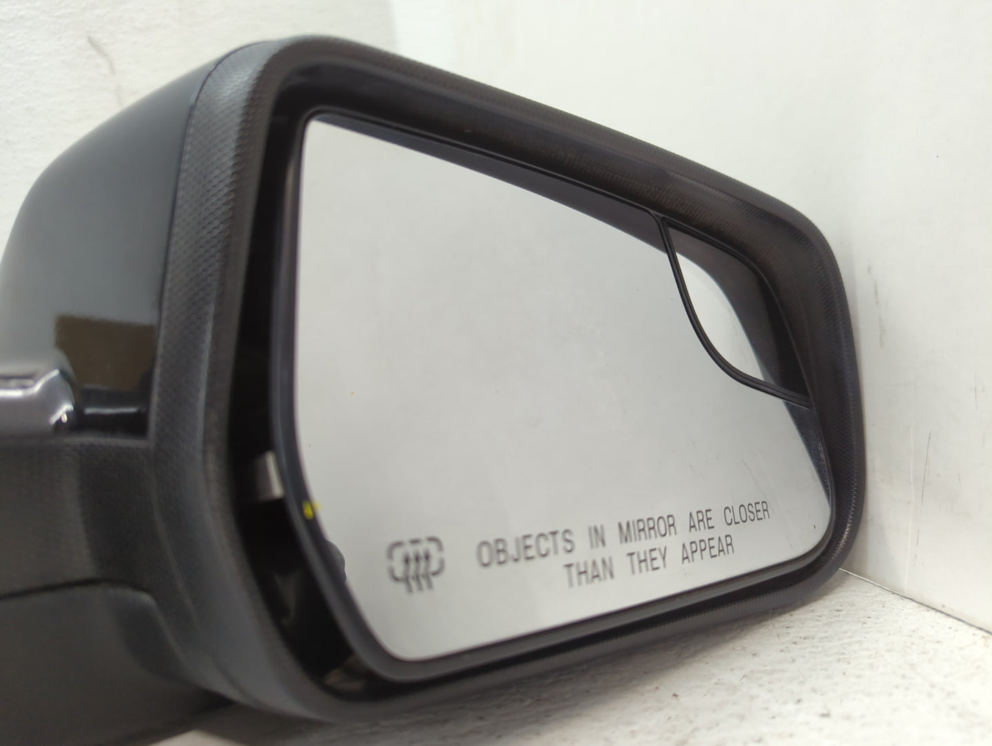2011-2014 Gmc Terrain Passenger Side View Mirror - Right Door Mirror OEM Used - Oemusedautoparts1.com