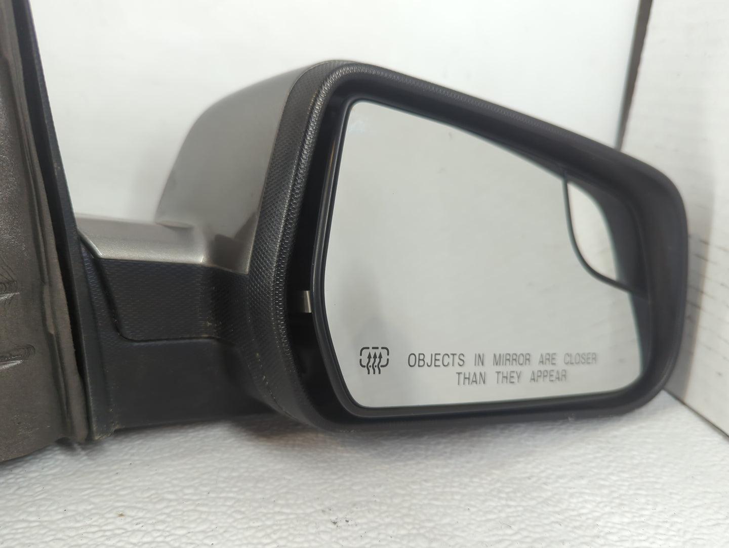 2011-2014 Gmc Terrain Passenger Side View Mirror - Right Door Mirror OEM Used - Oemusedautoparts1.com
