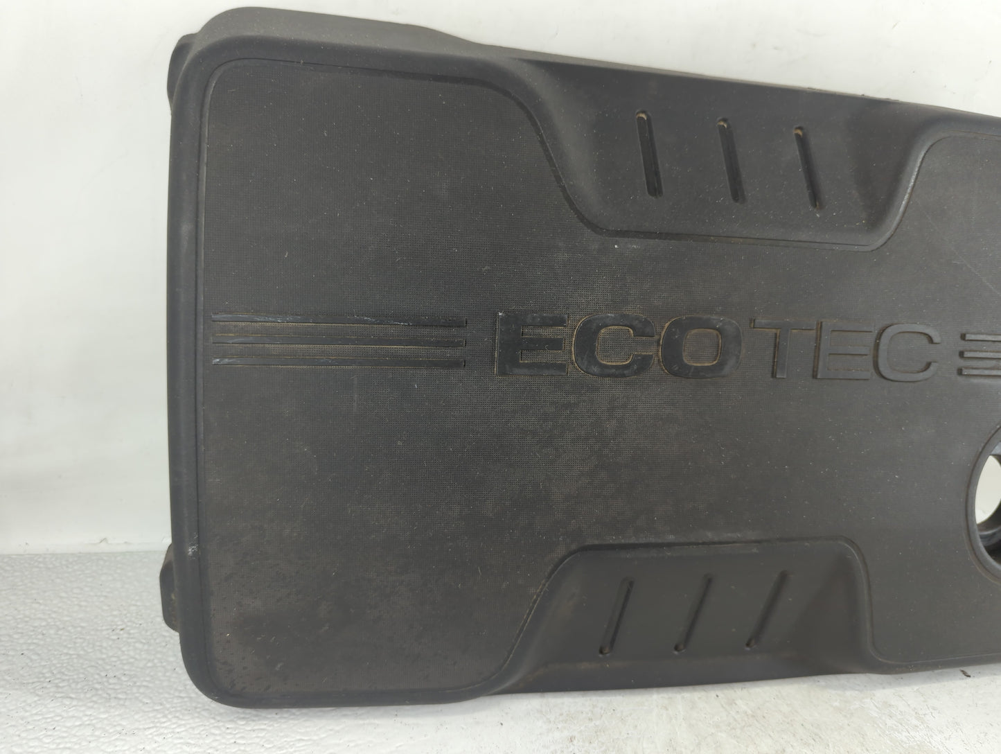 2012 Gmc Terrain Engine Cover - Oemusedautoparts1.com