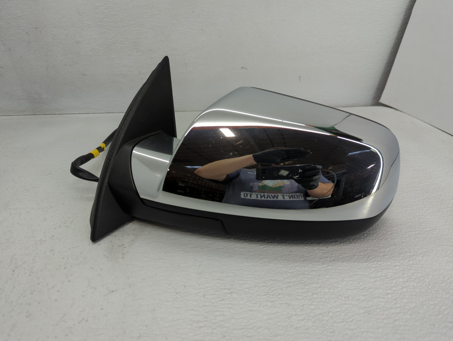 2012-2013 Gmc Terrain Driver Side View Mirror - Left Door Mirror OEM Used - Oemusedautoparts1.com