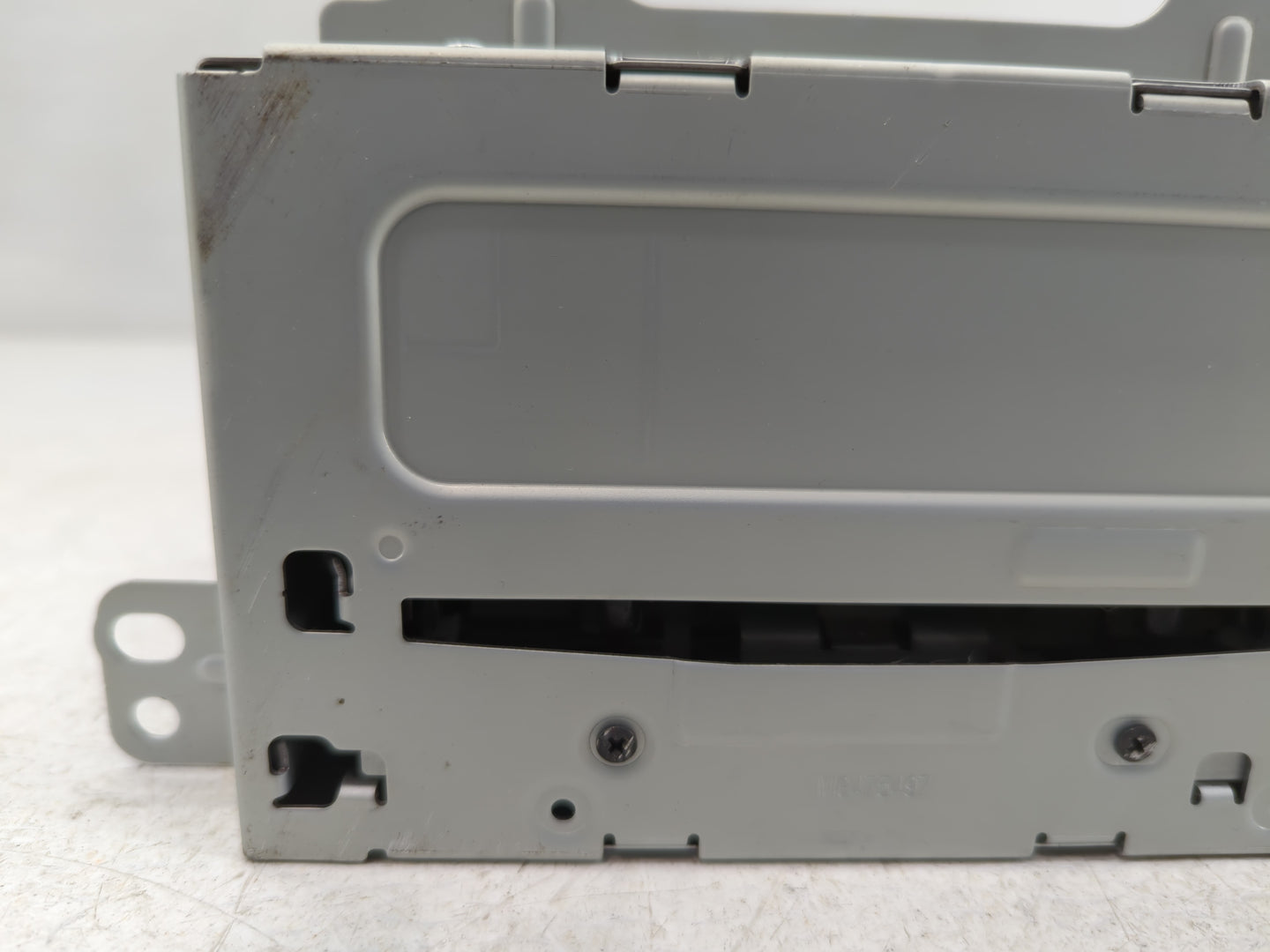 2011-2011 Gmc Terrain Am Fm Cd Player Radio Receiver - Oemusedautoparts1.com
