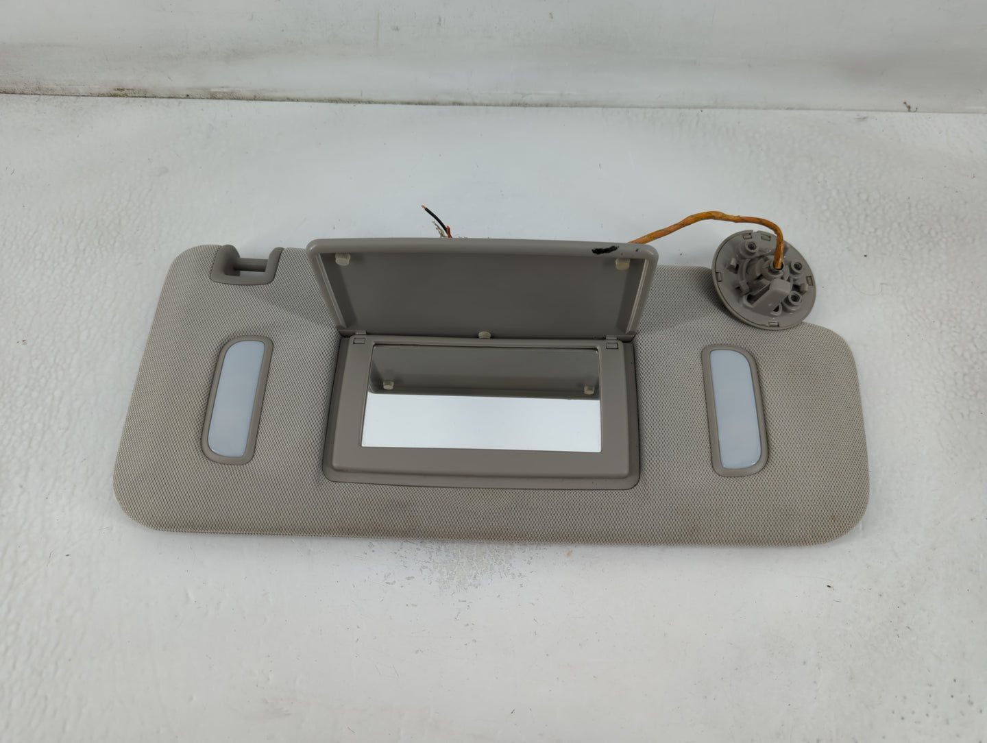 2010-2017 Gmc Terrain Sun Visor Shade Replacement Passenger Right Mirror Fits Fits 2010 2011 2012 2013 2014 2015 2016 2017 O