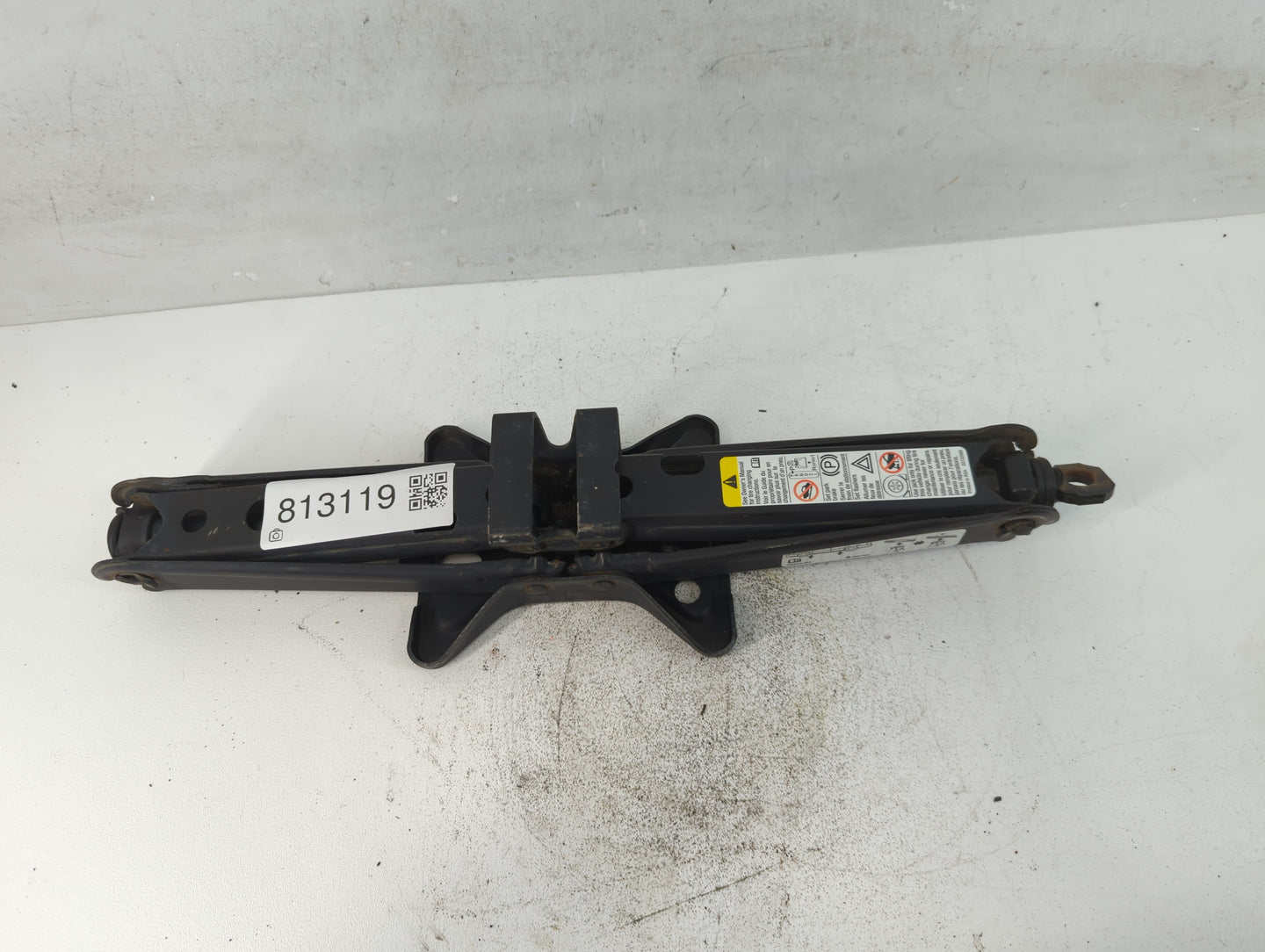 2012 Gmc Terrain Spare Scissor Car Jack 813119 - Oemusedautoparts1.com