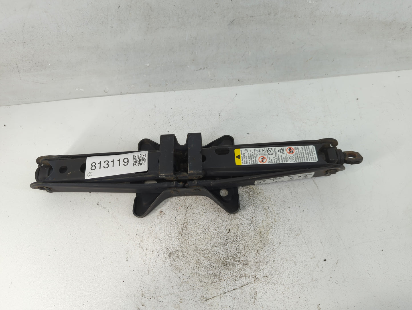 2012 Gmc Terrain Spare Scissor Car Jack 813119 - Oemusedautoparts1.com
