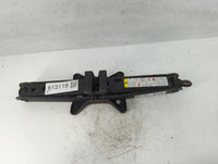 2012 Gmc Terrain Spare Scissor Car Jack 813119 - Oemusedautoparts1.com