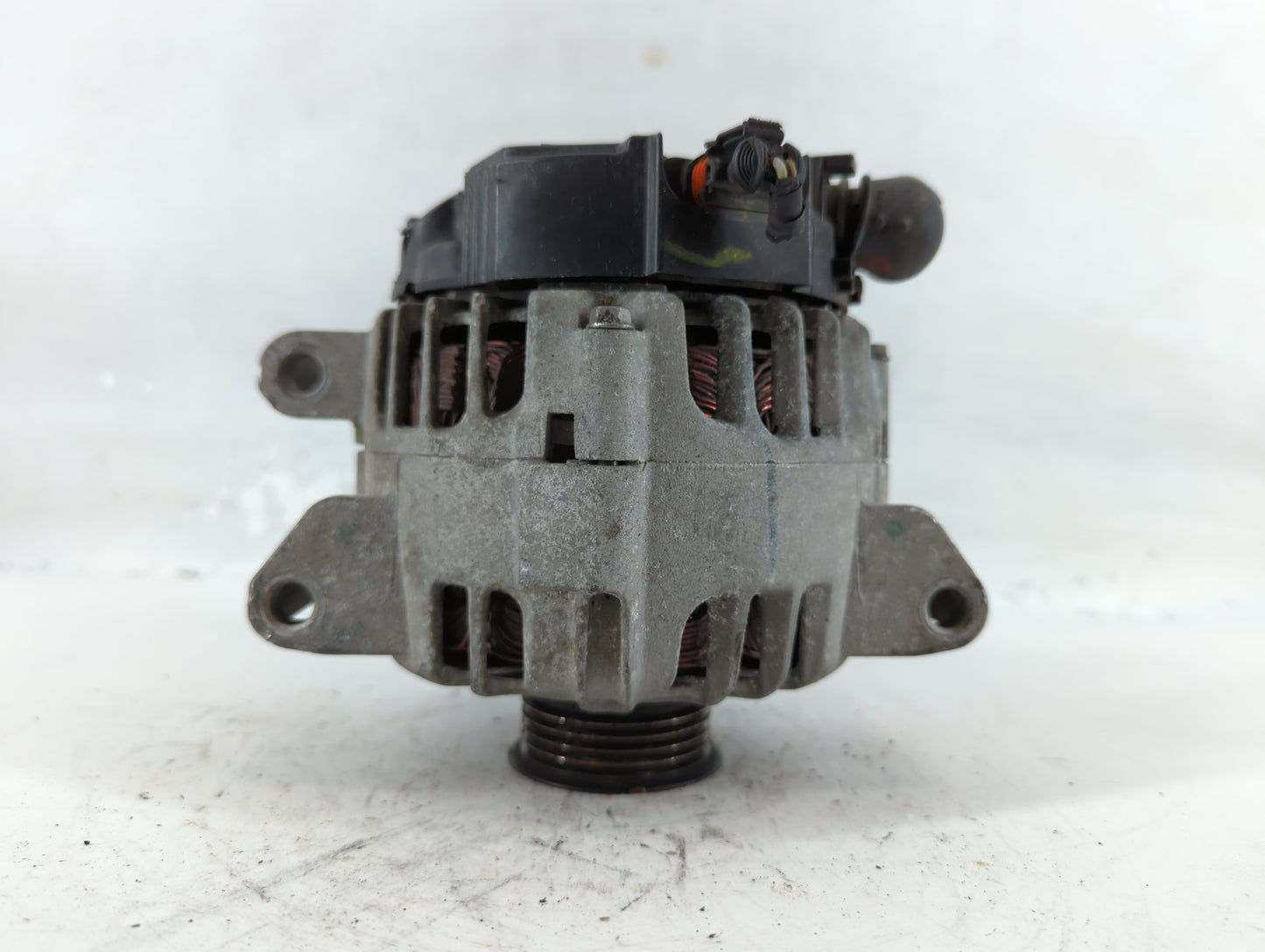 2010-2017 Gmc Terrain Alternator Replacement Generator Charging Assembly Engine OEM P/N:13500315 Fits OEM Used Auto Parts - 