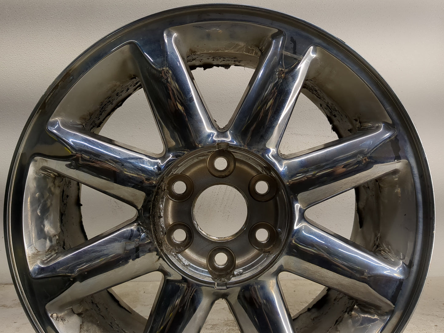 2007-2014 Gmc Yukon Oem Wheel Rim - Oemusedautoparts1.com