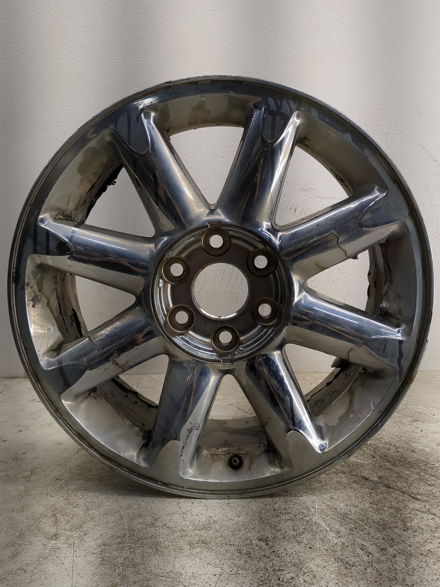 2007-2014 Gmc Yukon Oem Wheel Rim - Oemusedautoparts1.com