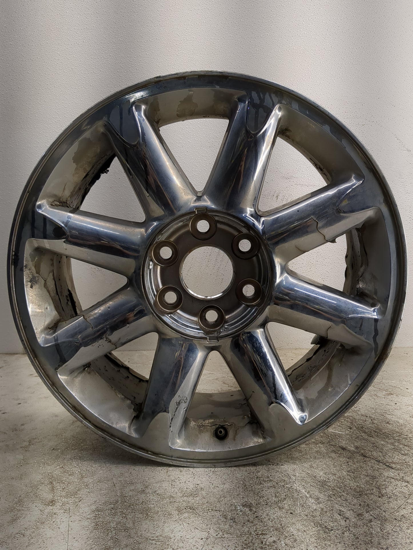 2007-2014 Gmc Yukon Oem Wheel Rim - Oemusedautoparts1.com