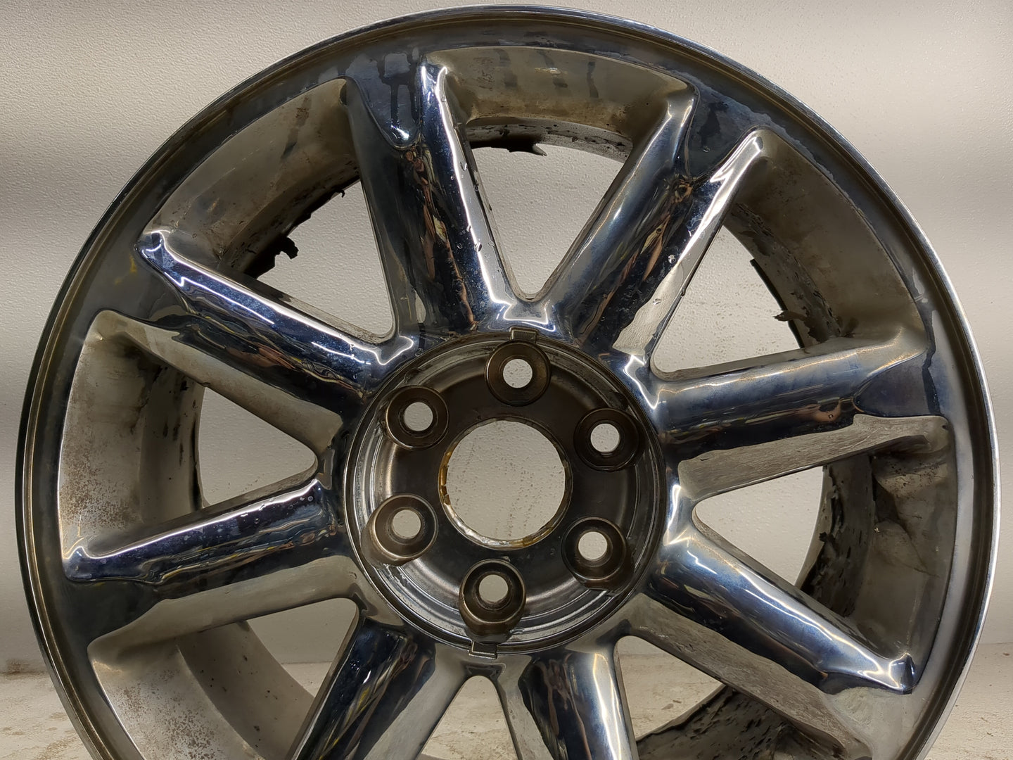 2007-2014 Gmc Yukon Oem Wheel Rim - Oemusedautoparts1.com