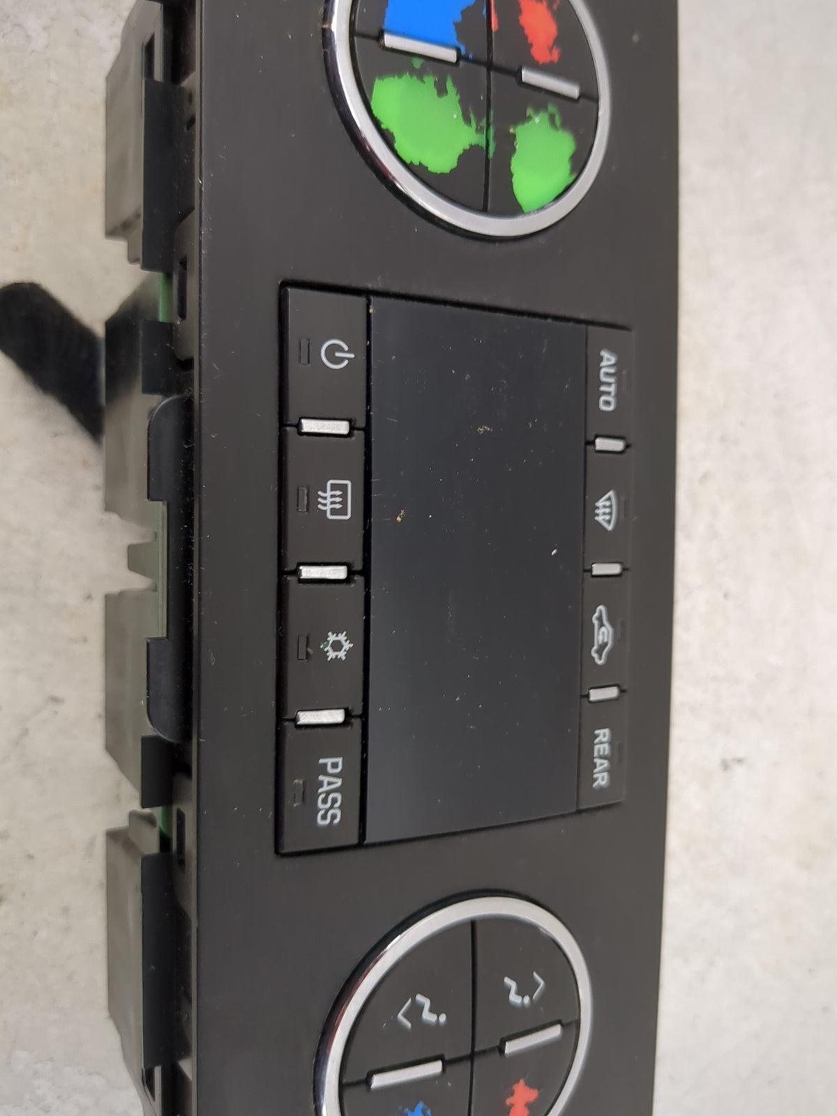 2012-2014 Gmc Yukon Climate Control Module Temperature AC/Heater Replacement P/N:20921712 Fits Fits 2012 2013 2014 OEM Used 