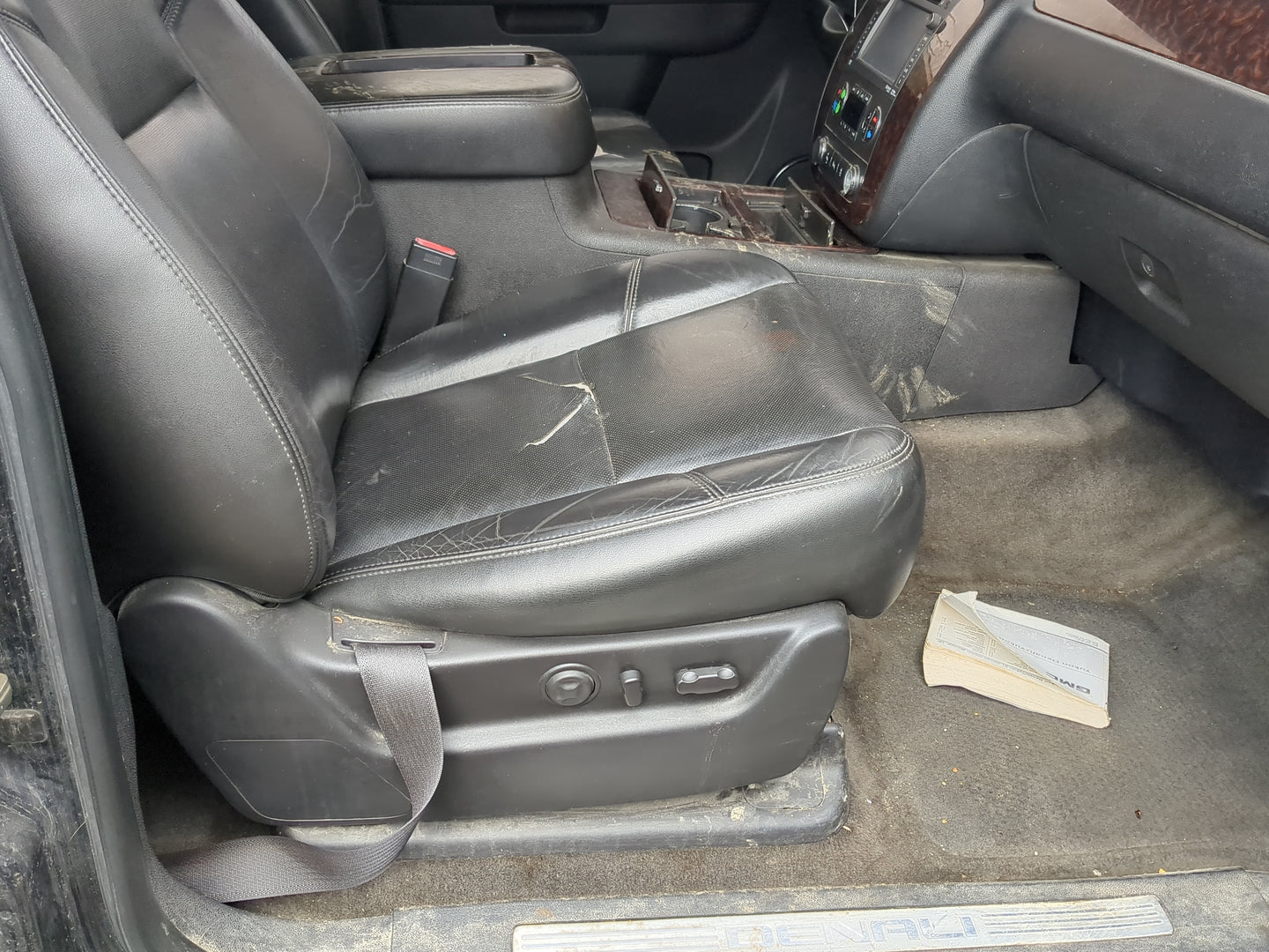 2012-2014 Gmc Yukon Passenger Front Seat Oem - Oemusedautoparts1.com