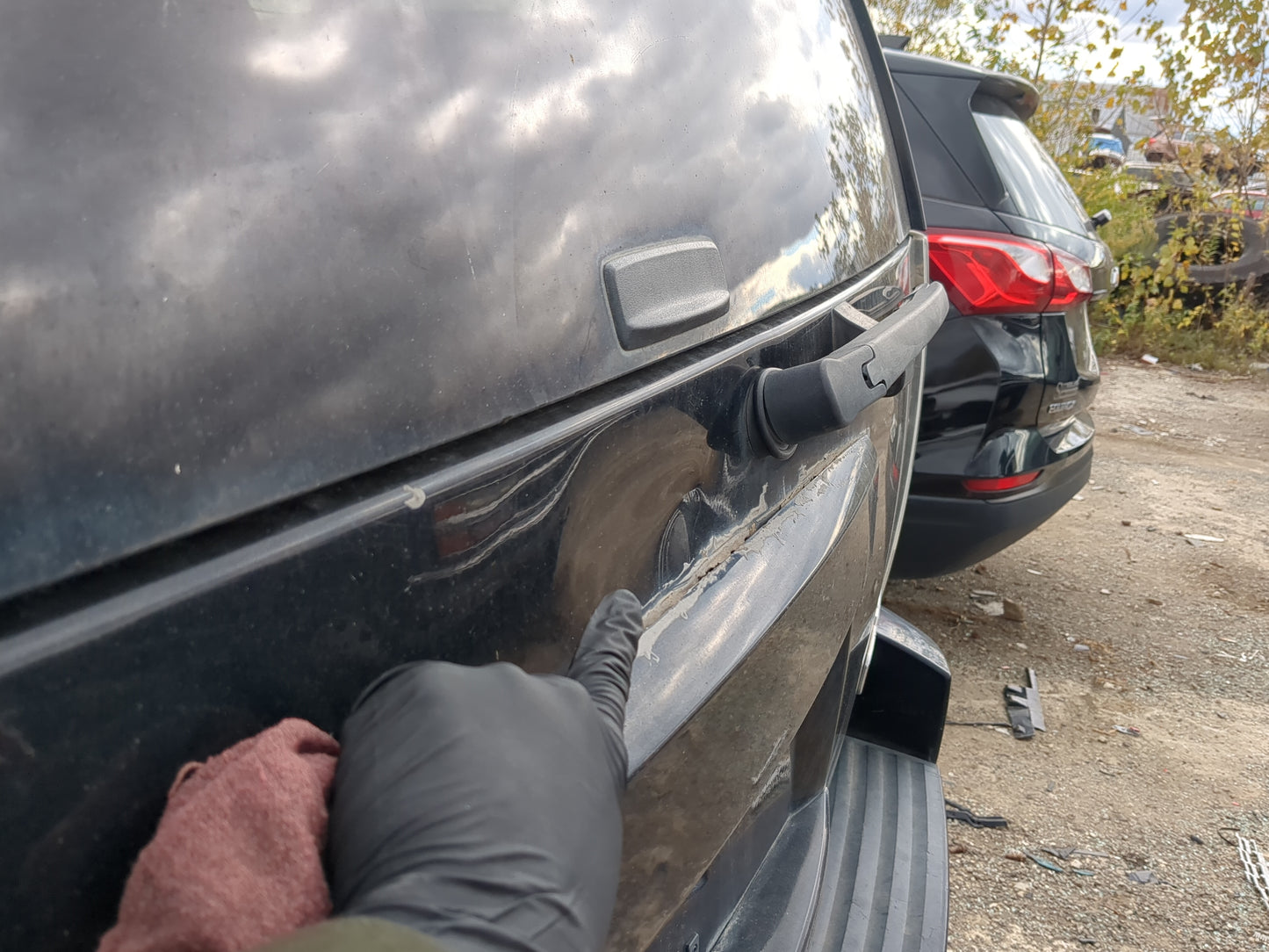 2009-2014 Gmc Yukon Trunk/decklid/hatch/tailgate Oem - Oemusedautoparts1.com