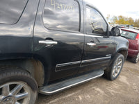 2007-2014 Gmc Yukon Passenger Rear Door Oem 1214284 - Oemusedautoparts1.com