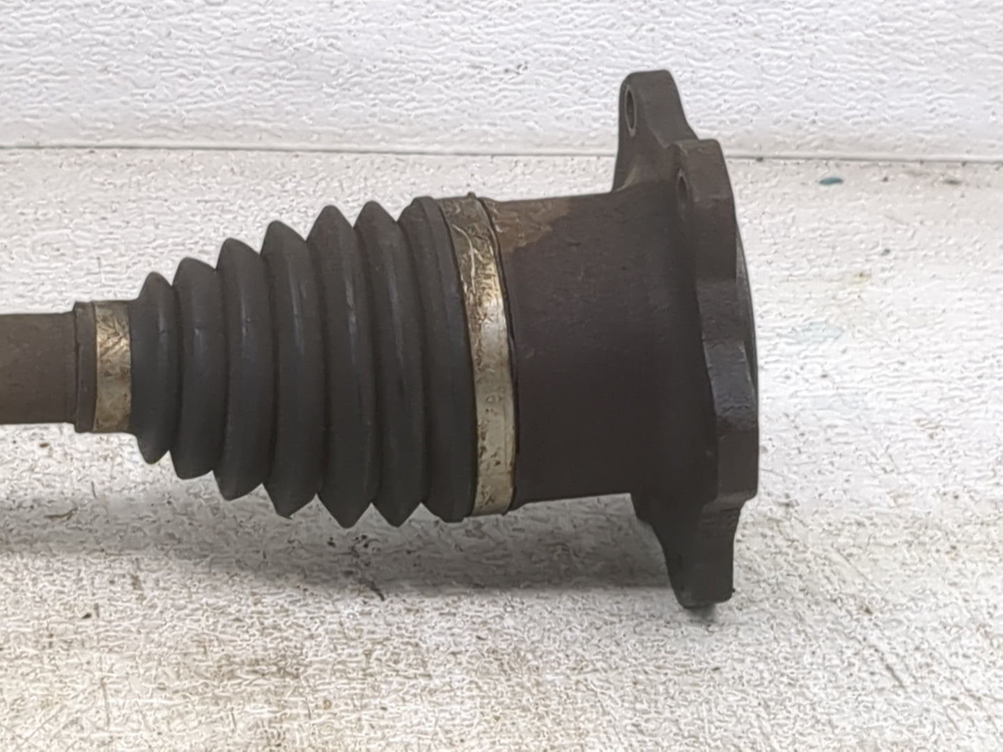 2007-2014 Gmc Yukon Axle Shaft Front Driver Cv C/v 1428218 - Oemusedautoparts1.com