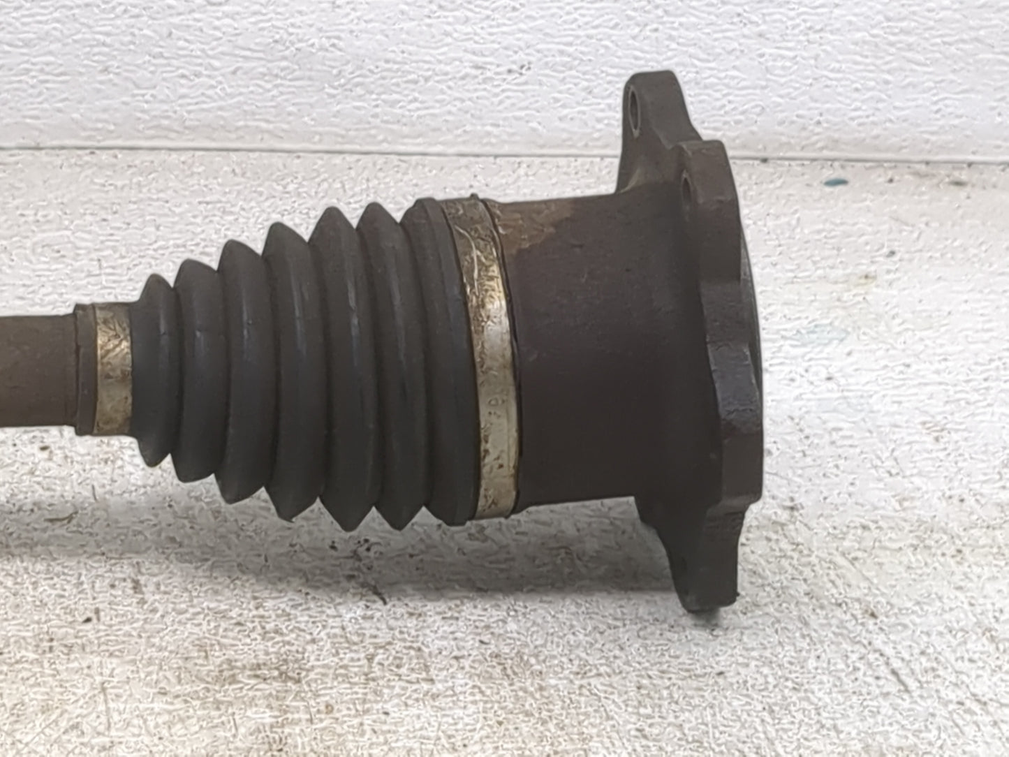 2007-2014 Gmc Yukon Axle Shaft Front Driver Cv C/v 1428218 - Oemusedautoparts1.com