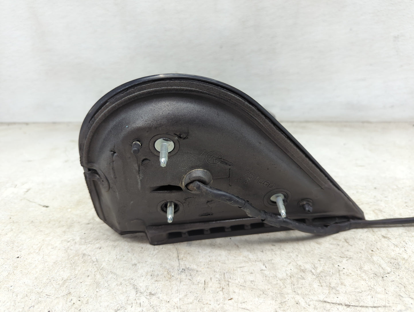 2007-2014 Gmc Yukon Passenger Side View Mirror - Right Door Mirror OEM Used - Oemusedautoparts1.com