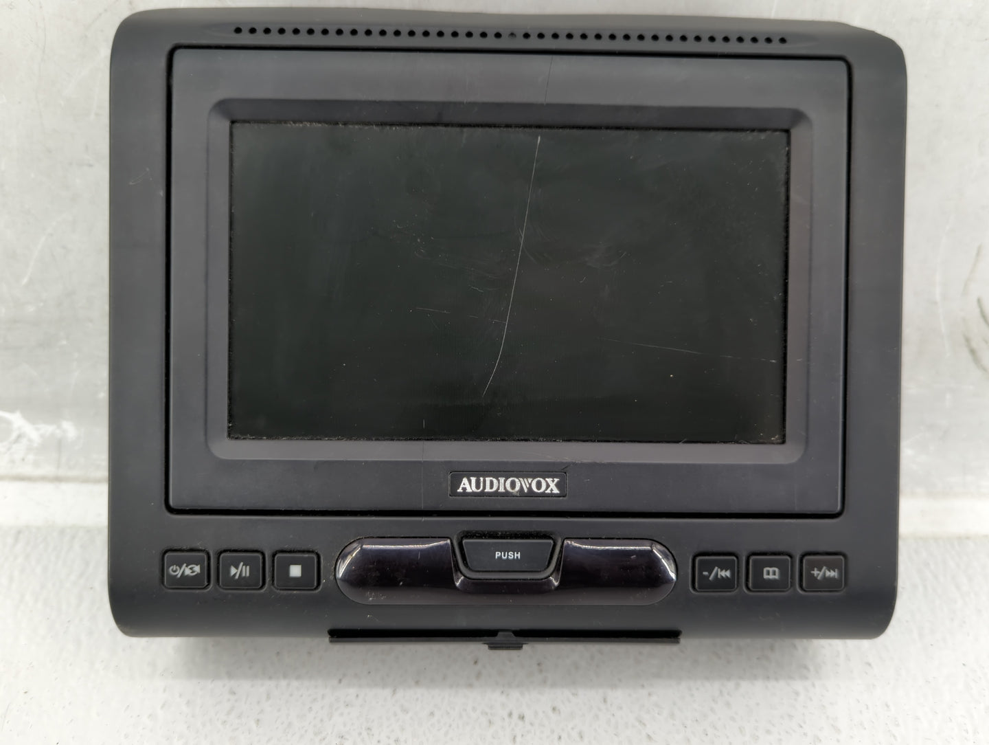 2011-2014 Gmc Yukon Information Display Screen - Oemusedautoparts1.com