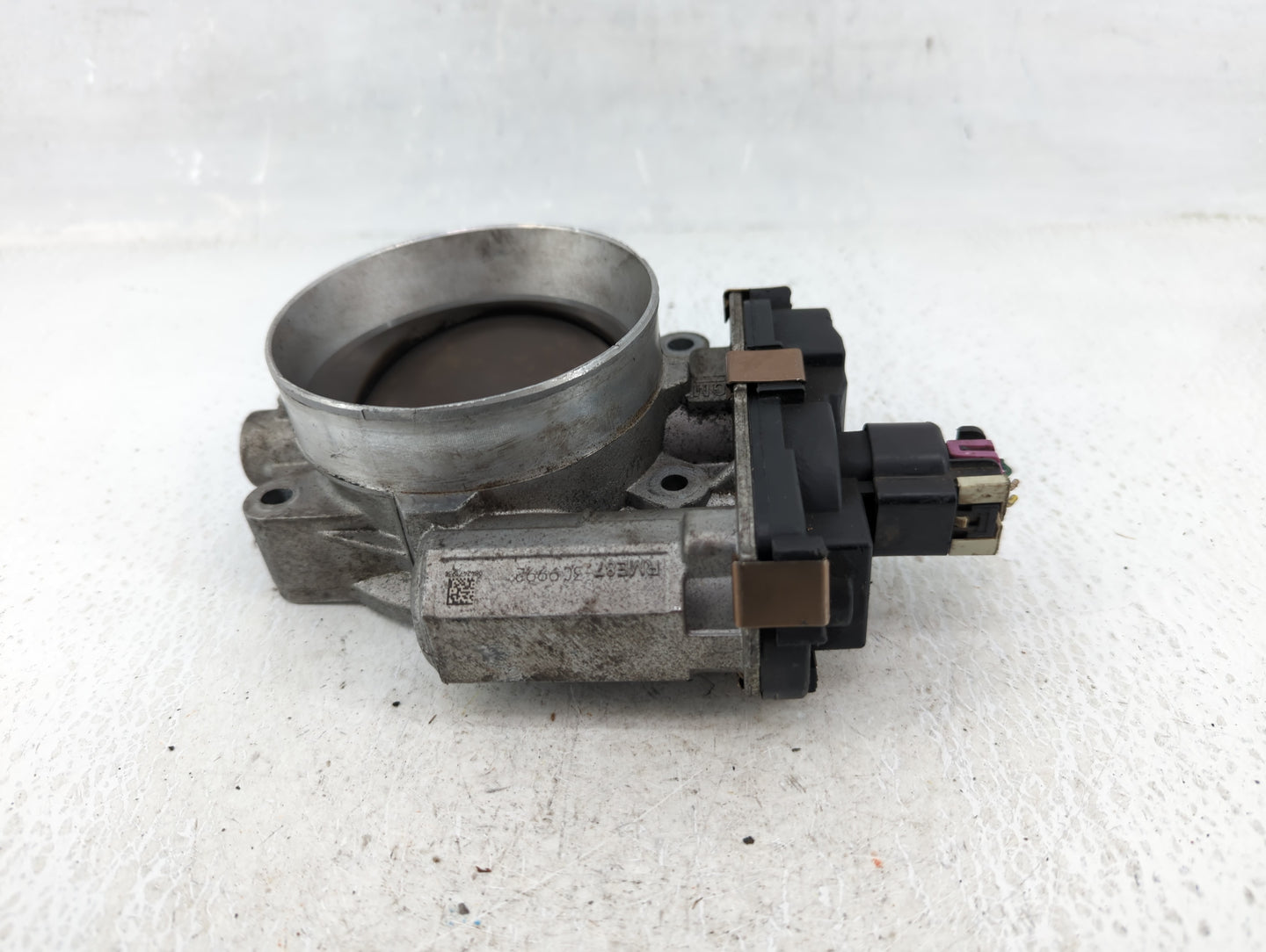 2009-2014 Gmc Yukon Throttle Body P/N:RME87-3C 9992 Fits Fits 2009 2010 2011 2012 2013 2014 2015 OEM Used Auto Parts - Oemus