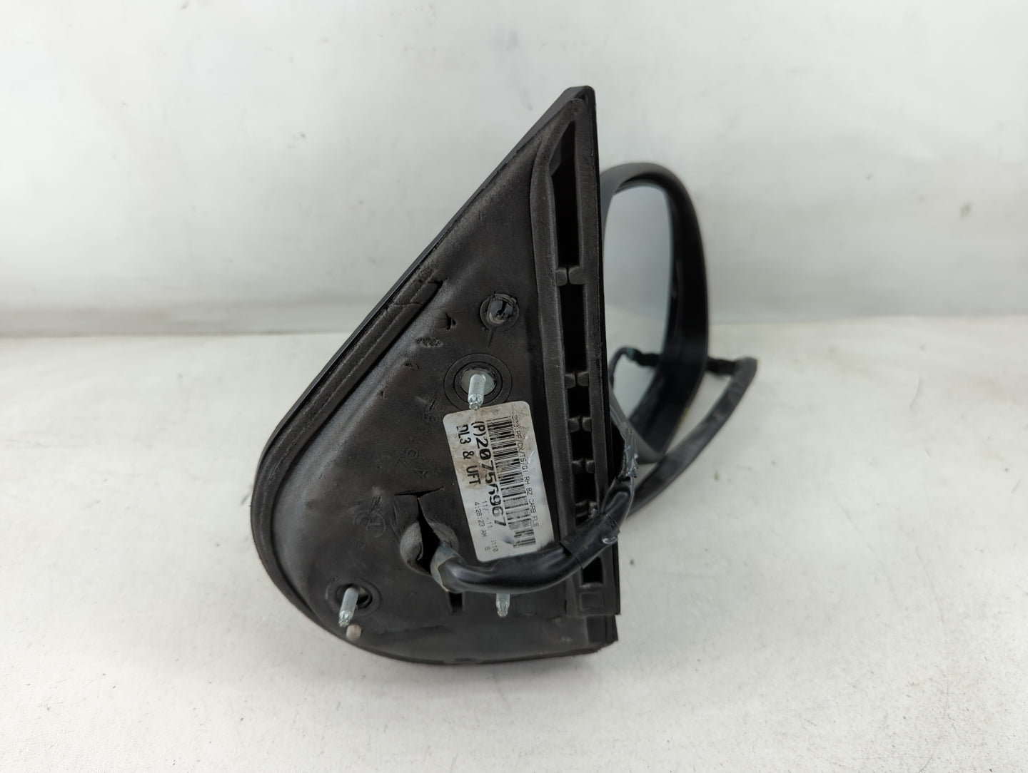 2009-2014 Gmc Yukon Xl Passenger Side View Mirror - Right Door Mirror OEM Used - Oemusedautoparts1.com