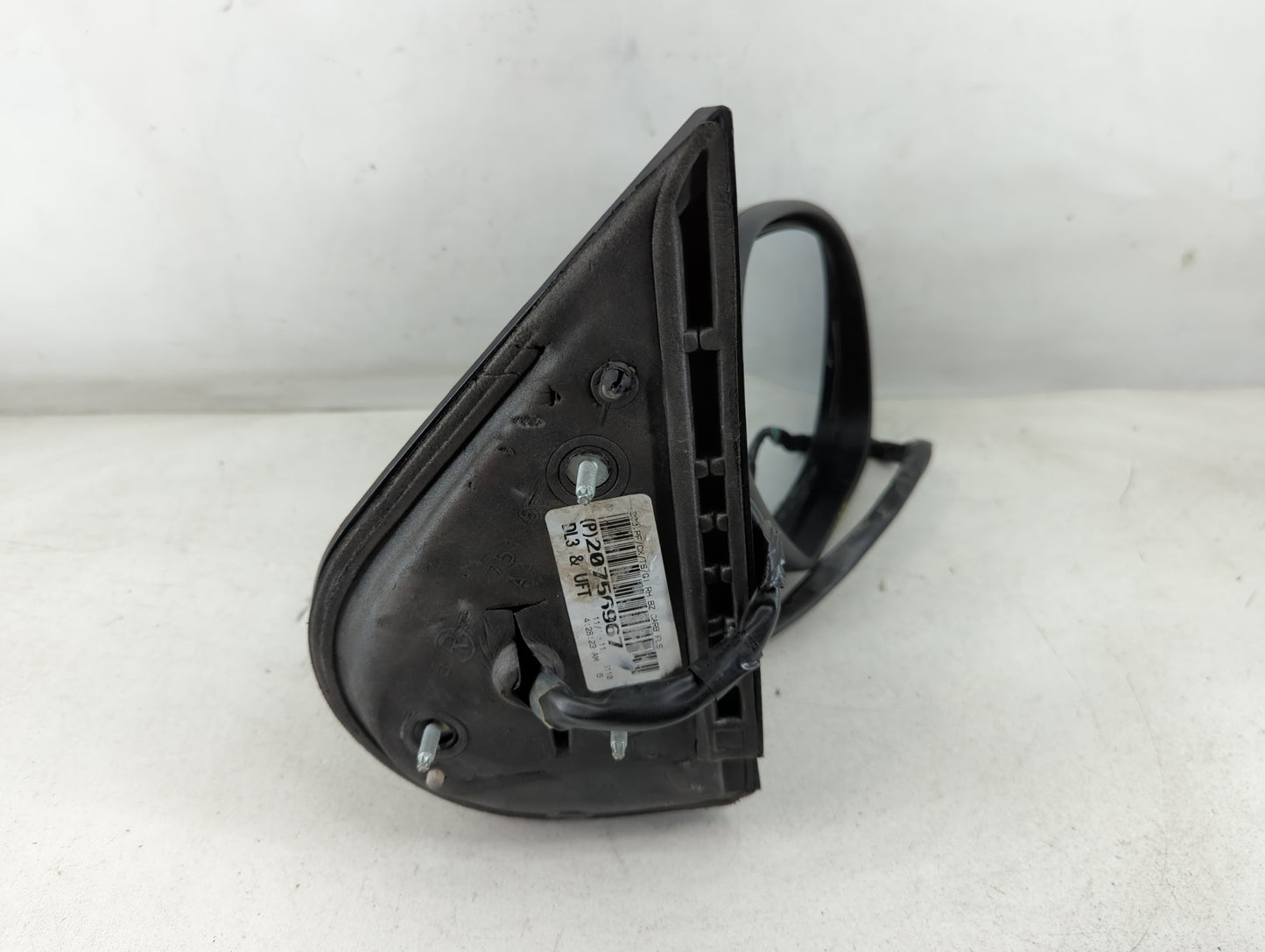 2009-2014 Gmc Yukon Xl Passenger Side View Mirror - Right Door Mirror OEM Used - Oemusedautoparts1.com