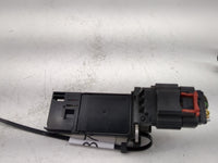 Gmc Yukon Xl 1500 Mass Air Flow Meter Maf - Oemusedautoparts1.com