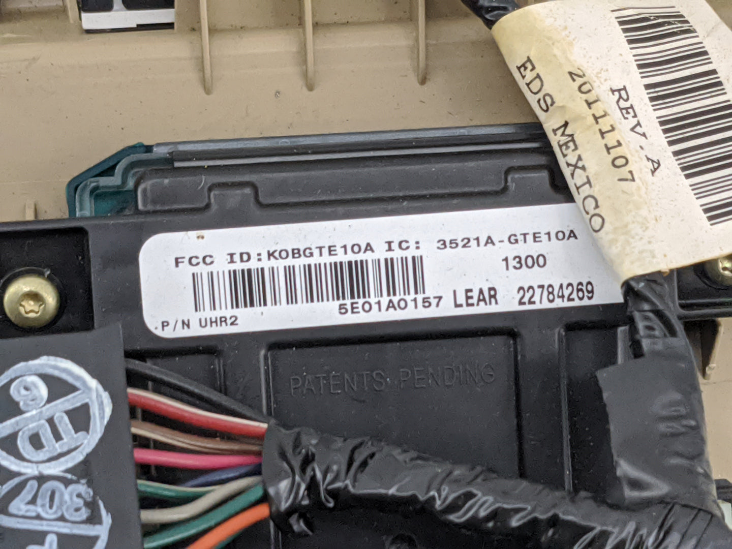 2012 Gmc Yukon Xl 1500 Overhead Console W/rear Climate Control - Oemusedautoparts1.com