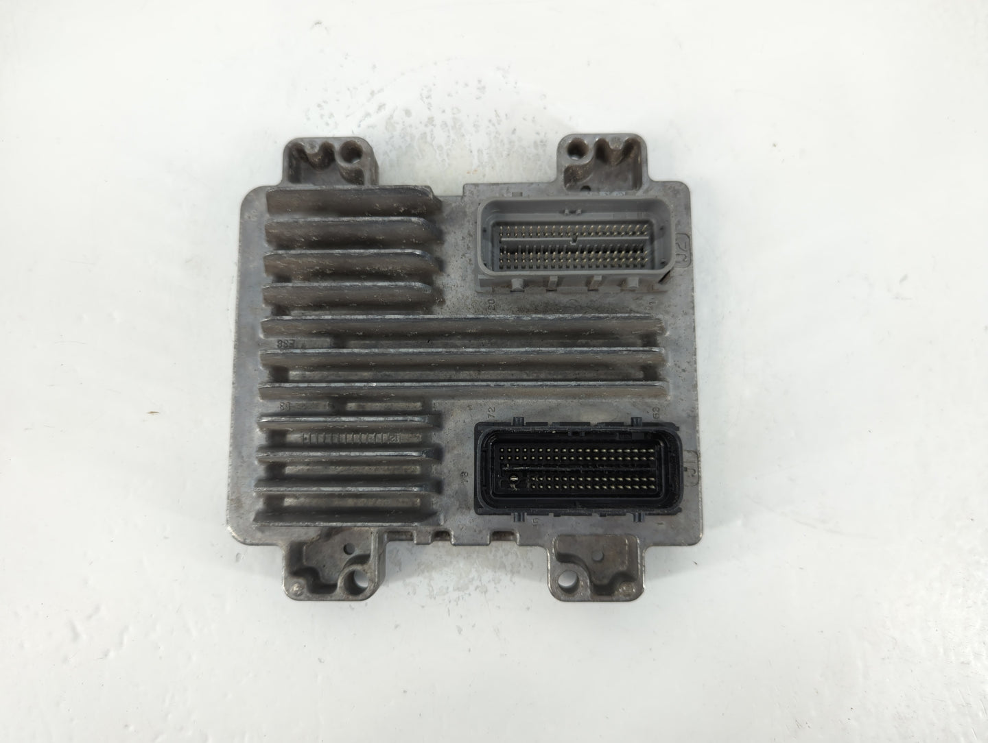 2010-2014 Gmc Yukon Xl 1500 PCM Engine Control Computer ECU ECM PCU OEM P/N:12633238 12653852 Fits OEM Used Auto Parts - Oem