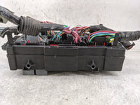2010-2013 Gmc Yukon Xl 2500 Fusebox Fuse Box Panel Relay Module P/N:22798217_01 15328864 Fits Fits 2010 2011 2012 2013 2014 
