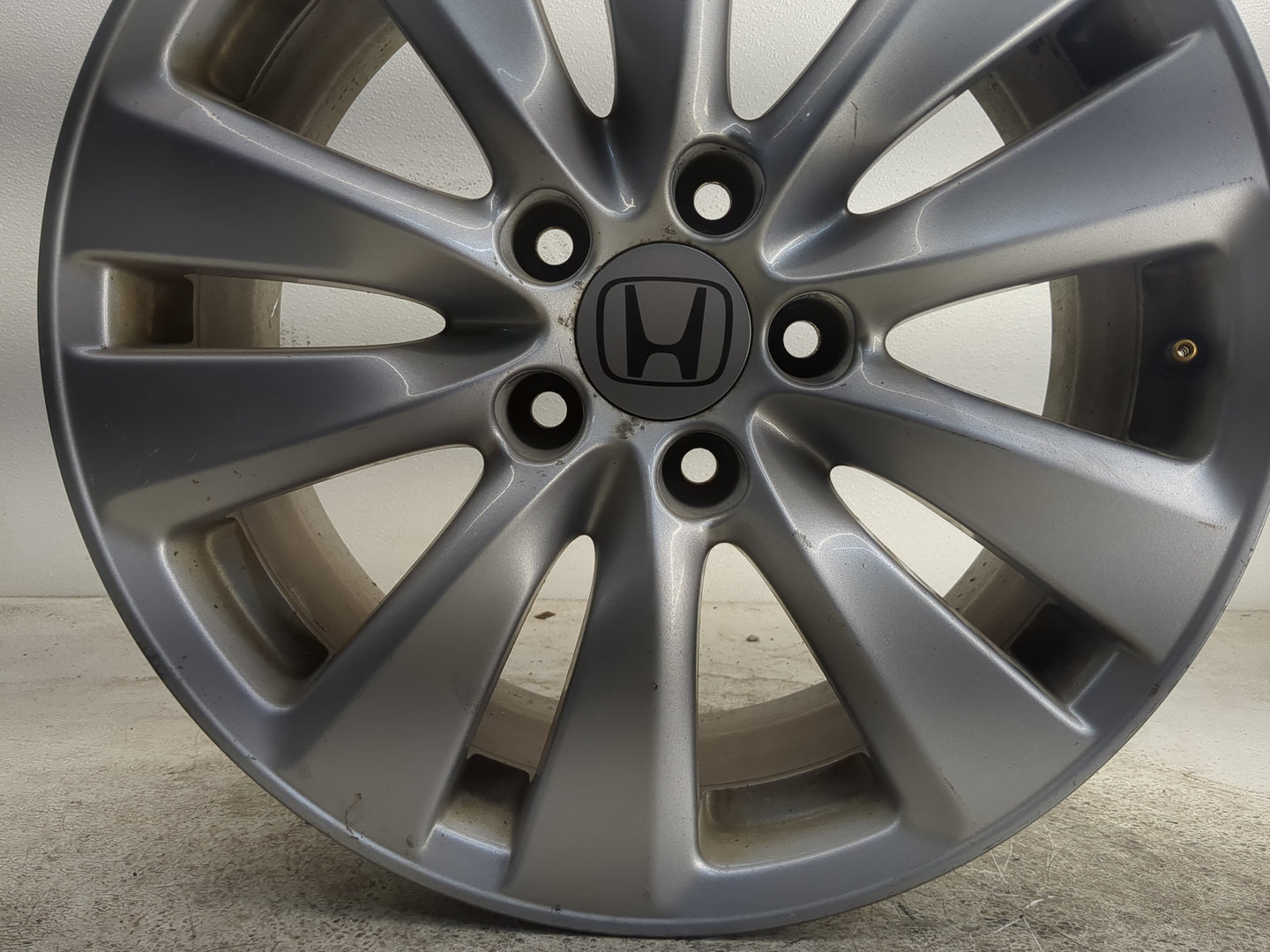 2011-2012 Honda Accord Oem Wheel Rim - Oemusedautoparts1.com