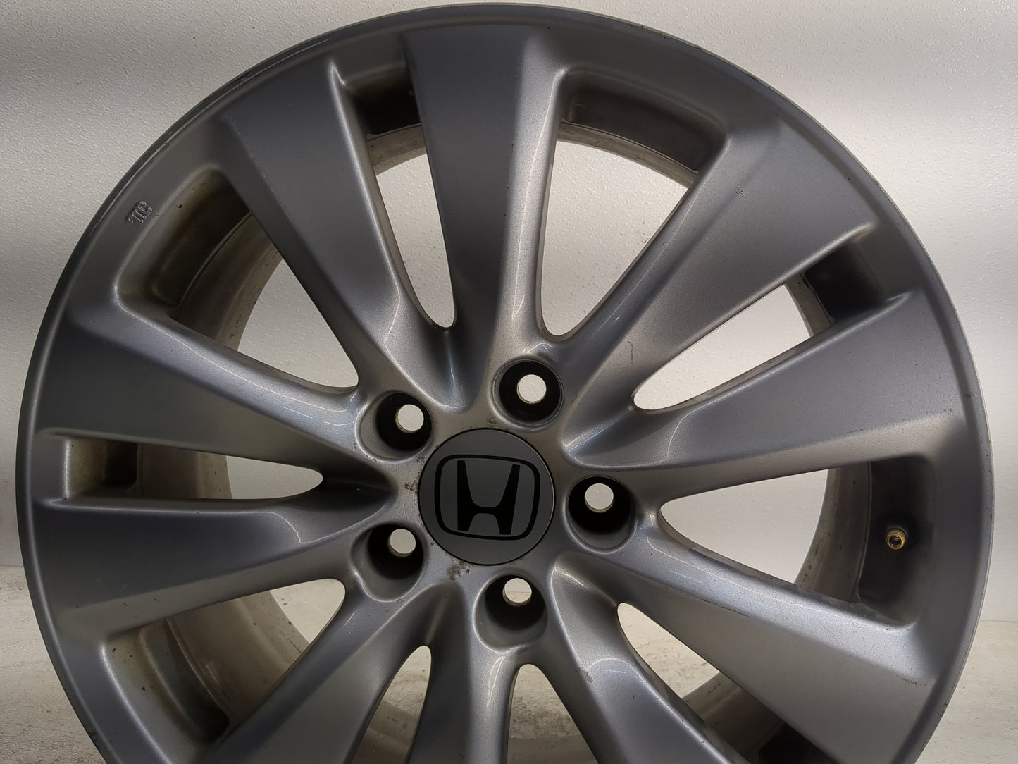 2011-2012 Honda Accord Oem Wheel Rim - Oemusedautoparts1.com