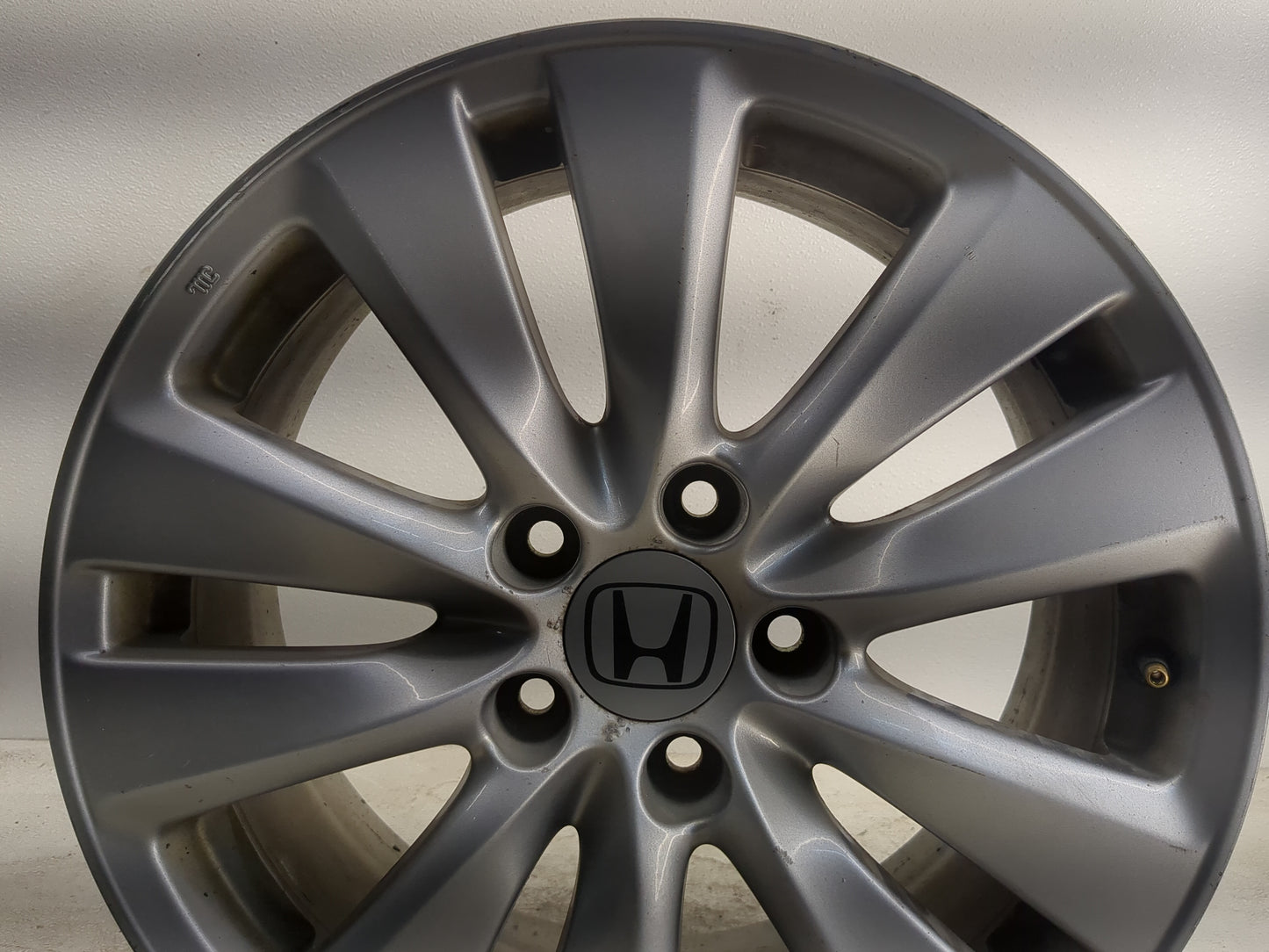 2011-2012 Honda Accord Oem Wheel Rim - Oemusedautoparts1.com