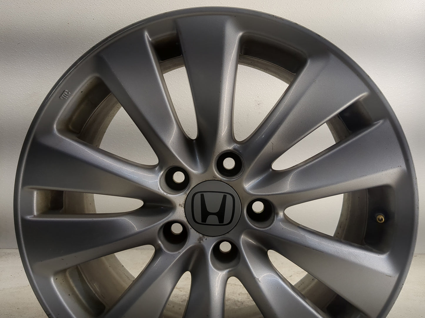 2011-2012 Honda Accord Oem Wheel Rim - Oemusedautoparts1.com