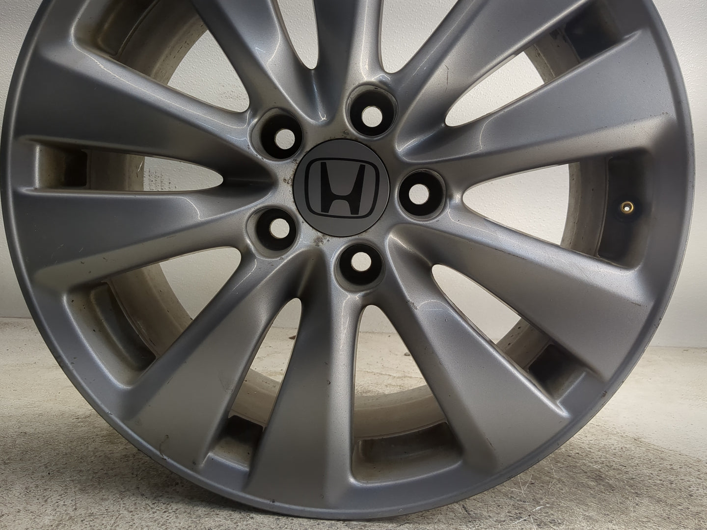 2011-2012 Honda Accord Oem Wheel Rim - Oemusedautoparts1.com