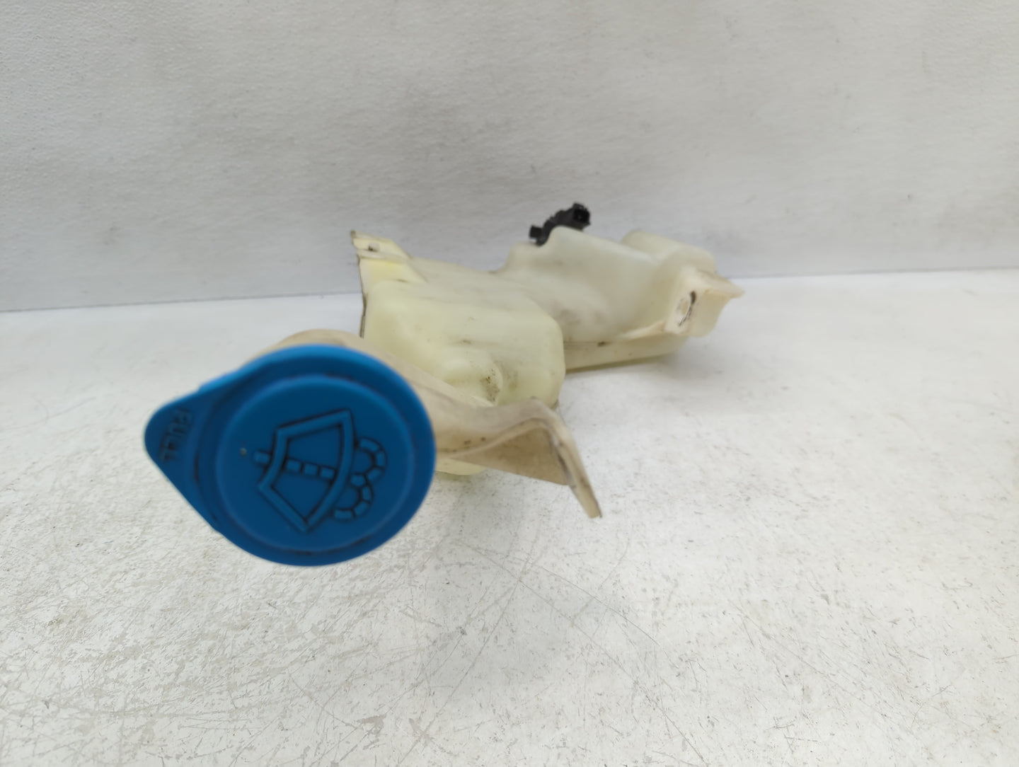 2008-2012 Honda Accord Windshield Washer Fluid Reservoir Bottle Oem - Oemusedautoparts1.com