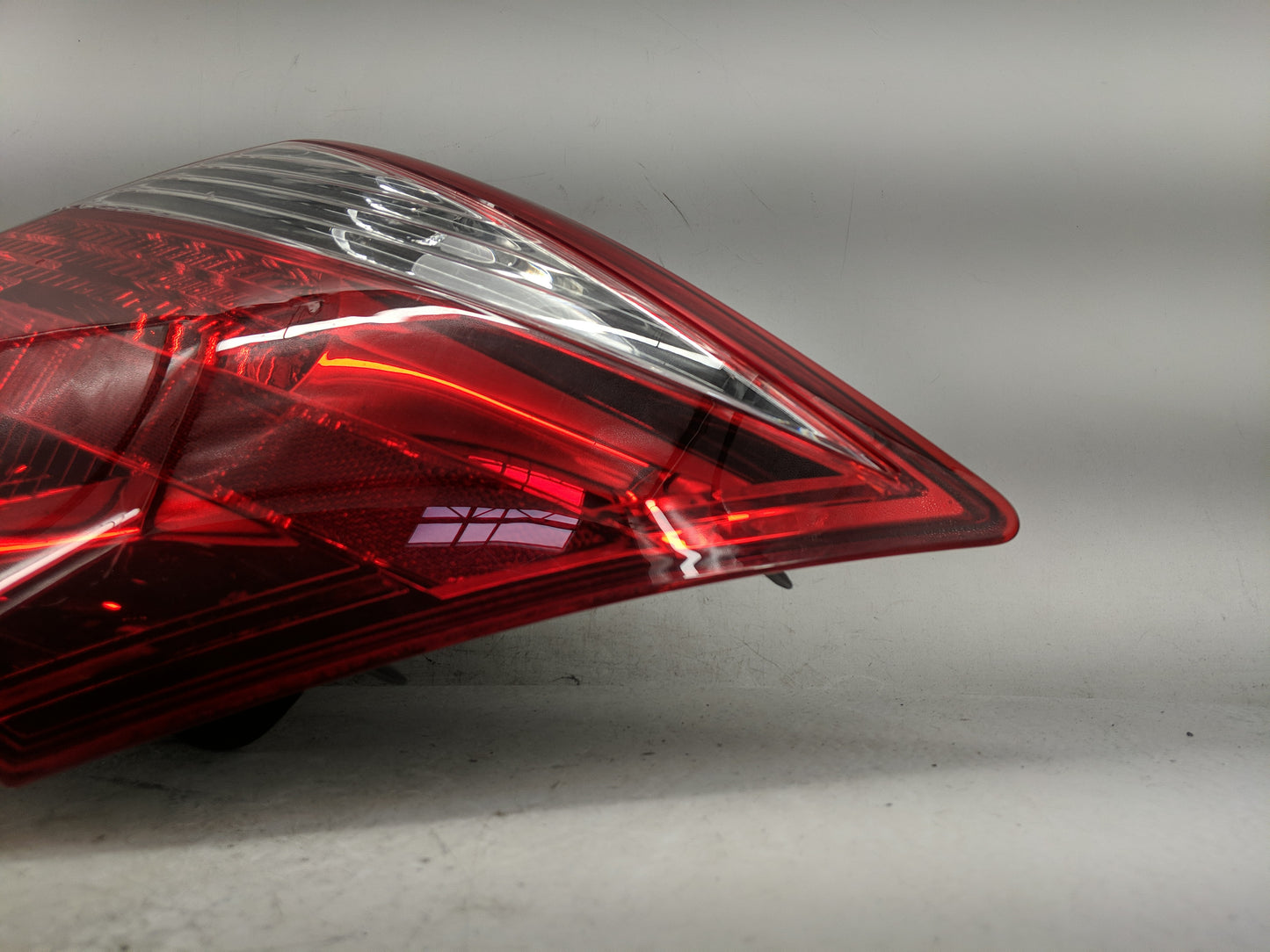 2011-2012 Honda Accord Tail Light Assembly Passenger Right OEM Fits Fits 2011 2012 OEM Used Auto Parts - Oemusedautoparts1.c