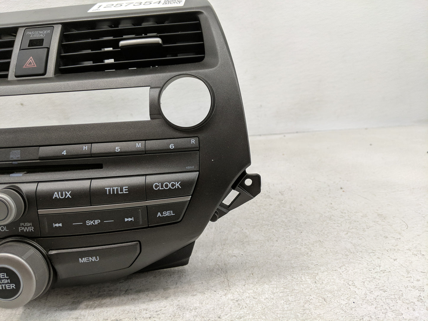 2012 Honda Accord Radio AM FM Cd Player Receiver Replacement P/N:SGA001981264 Fits OEM Used Auto Parts - Oemusedautoparts1.c