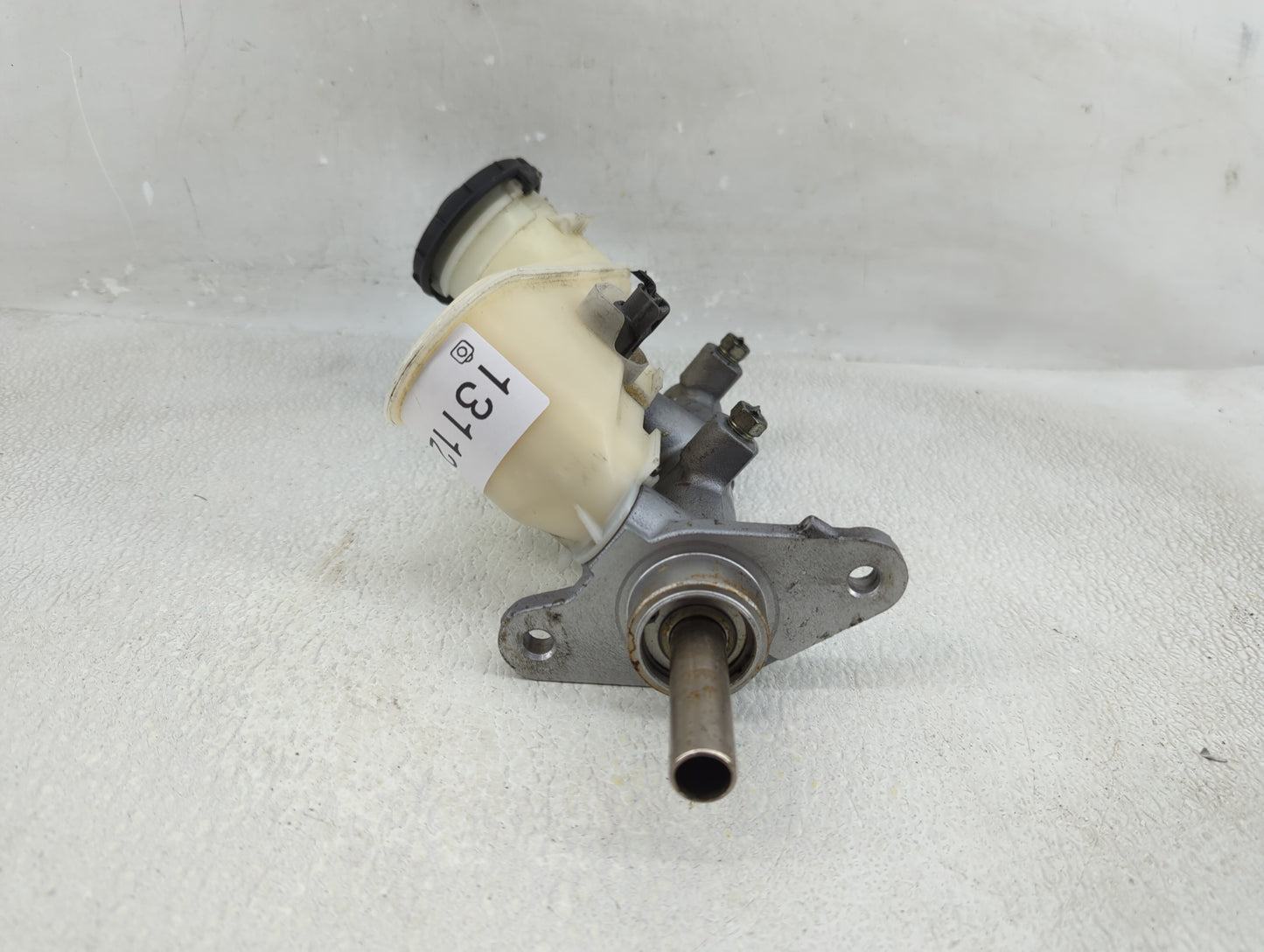 2008-2012 Honda Accord Brake Master Cylinder 1311279 - Oemusedautoparts1.com