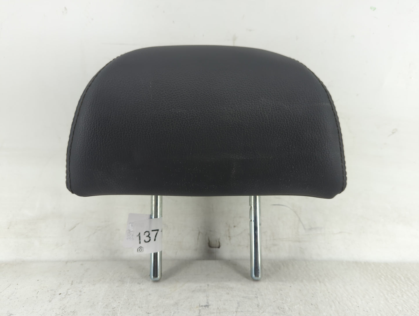 2011-2012 Honda Accord Headrest Head Rest Rear Center Seat Fits Fits 2011 2012 OEM Used Auto Parts - Oemusedautoparts1.com