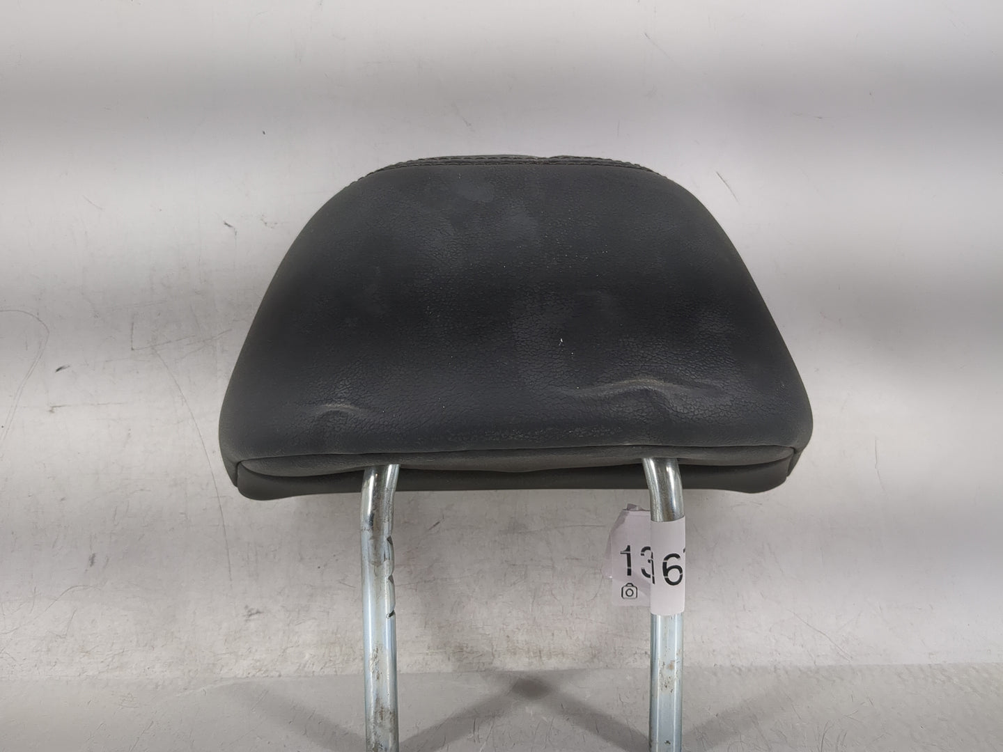 2011-2012 Honda Accord Headrest Head Rest Rear Center Seat Fits Fits 2011 2012 OEM Used Auto Parts - Oemusedautoparts1.com