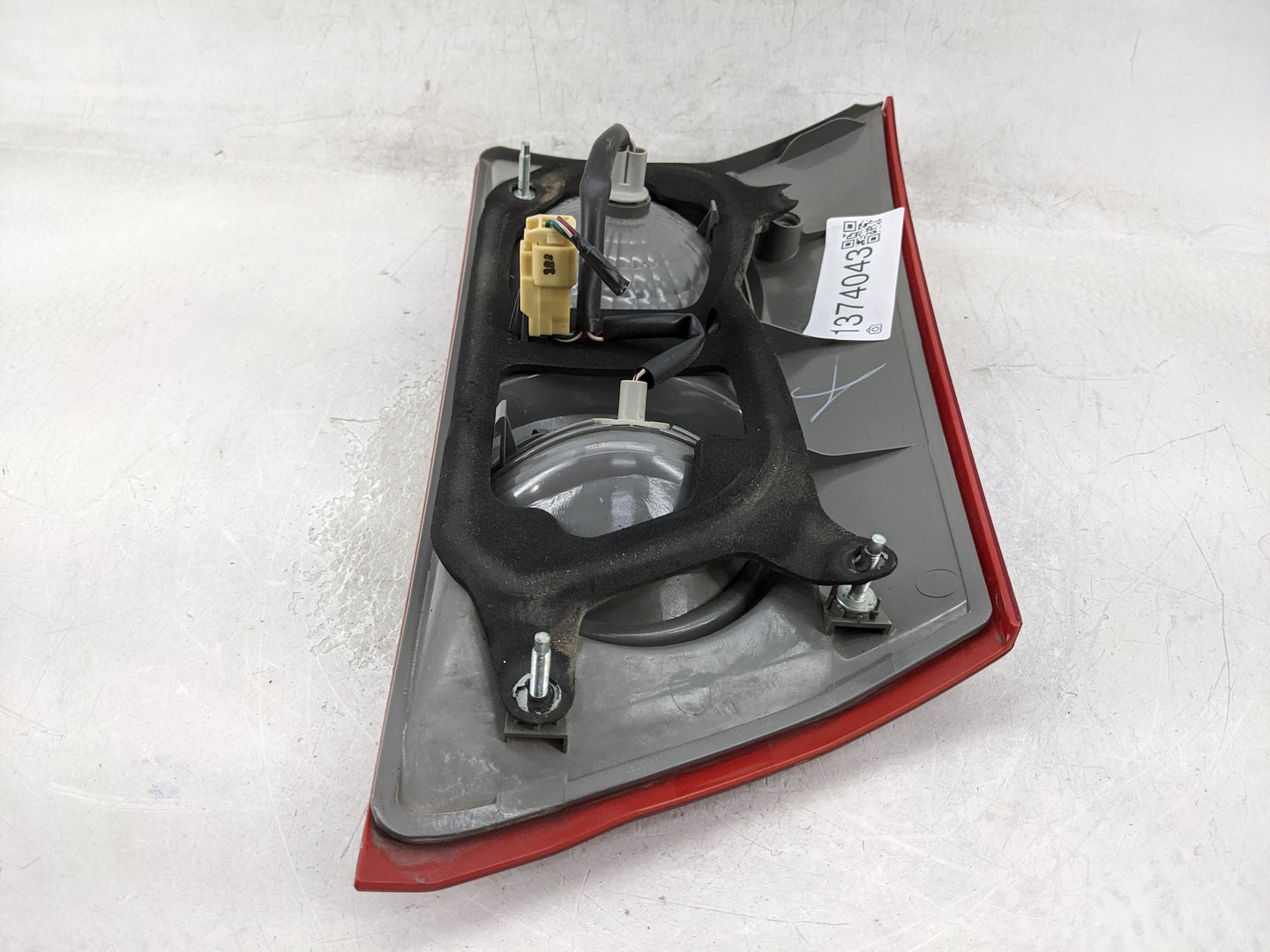 2008-2012 Honda Accord Tail Light Assembly Passenger Right OEM Fits Fits 2008 2009 2010 2011 2012 OEM Used Auto Parts - Oemu
