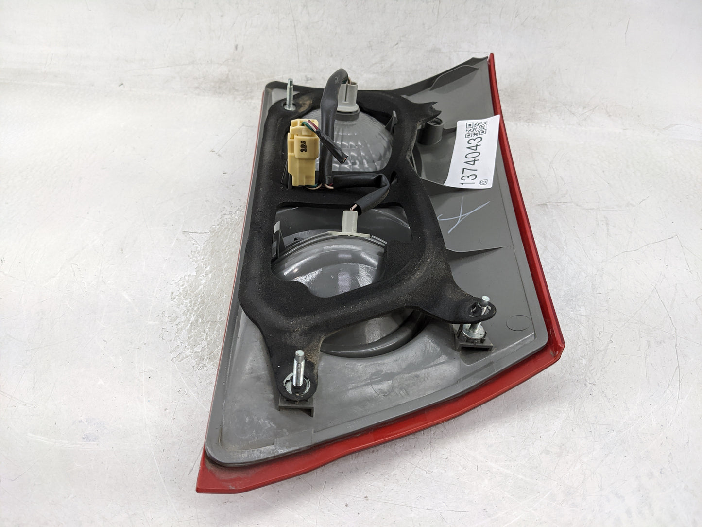 2008-2012 Honda Accord Tail Light Assembly Passenger Right OEM Fits Fits 2008 2009 2010 2011 2012 OEM Used Auto Parts - Oemu