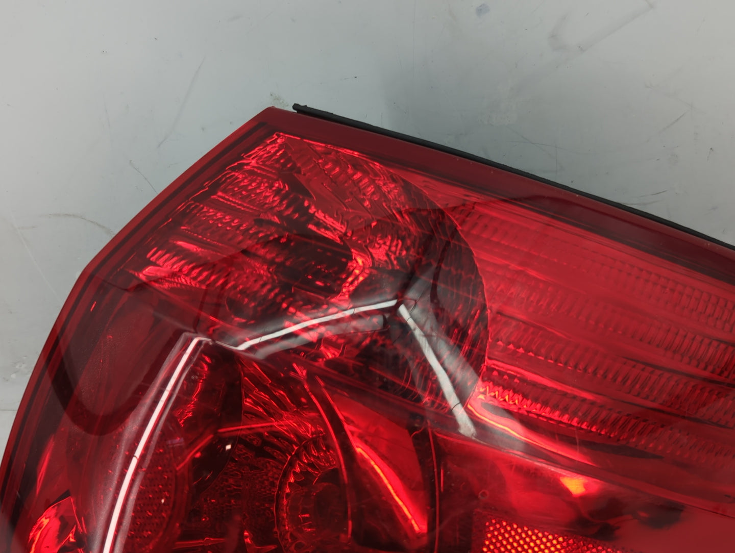 2008-2012 Honda Accord Tail Light Assembly Passenger Right OEM Fits Fits 2008 2009 2010 2011 2012 OEM Used Auto Parts - Oemu