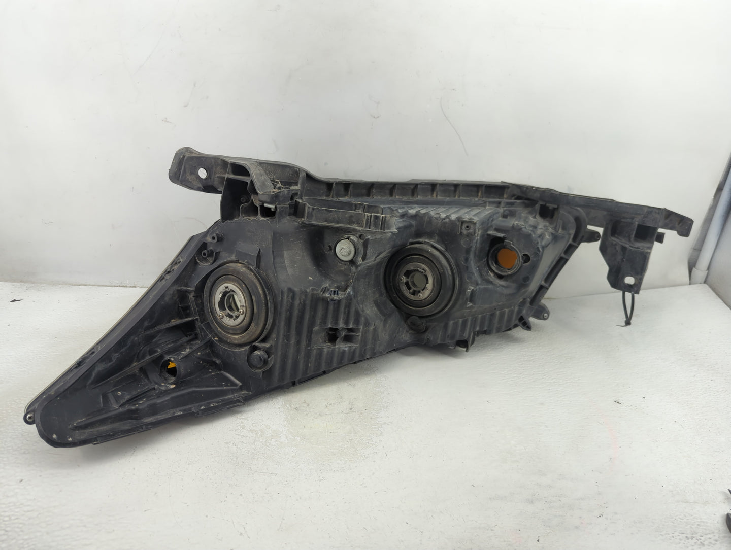 2008-2012 Honda Accord Passenger Right Oem Head Light Headlight Lamp - Oemusedautoparts1.com